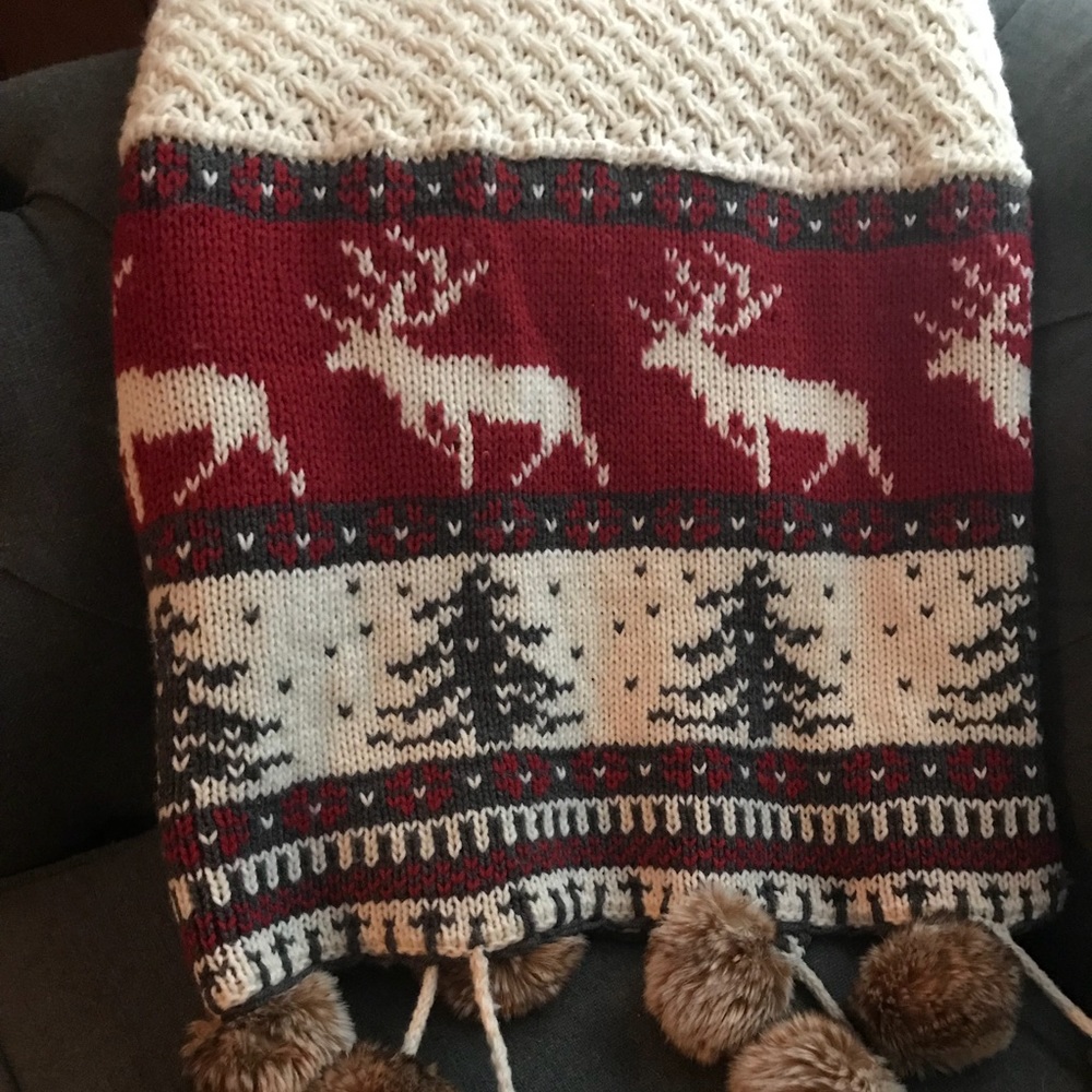 Pottery Barn Knitted Winter Reindeer Throw